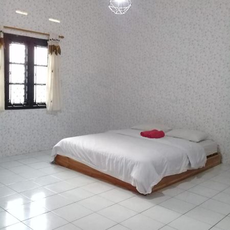 Apartamento Ndalem Diajeng Yogyakarta Exterior foto