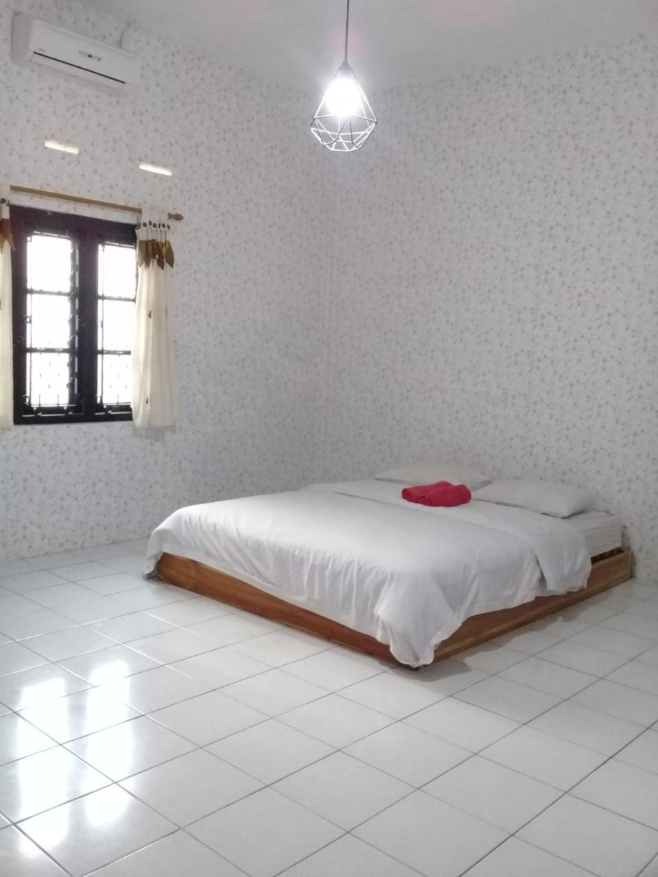 Apartamento Ndalem Diajeng Yogyakarta Exterior foto